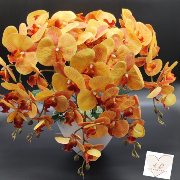 Narancs  real touch orchidea ( 5 ágú )