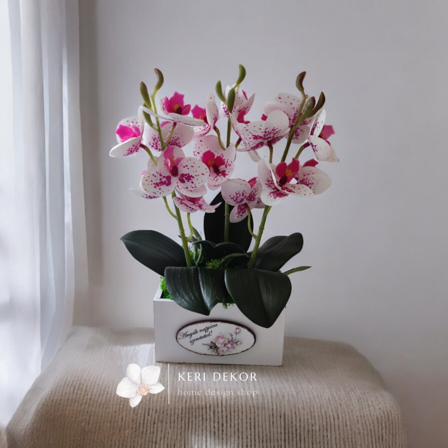 Gondozásmentes orchidea real touch real touch orchidea művirág műorchidea handmade flowers dekor homedekor homedecor lakberendezés otthondekor dekoráció ajándék buxus asztaldísz kopogtató ajtódísz ünnep karácsony húsvét anyáknapja születésnap névnap Keridekor