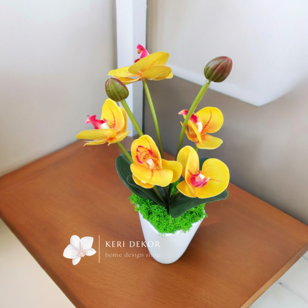 Gondozásmentes orchidea real touch real touch orchidea művirág műorchidea handmade flowers dekor homedekor homedecor lakberendezés otthondekor dekoráció ajándék buxus asztaldísz kopogtató ajtódísz ünnep karácsony húsvét anyáknapja születésnap névnap Keridekor