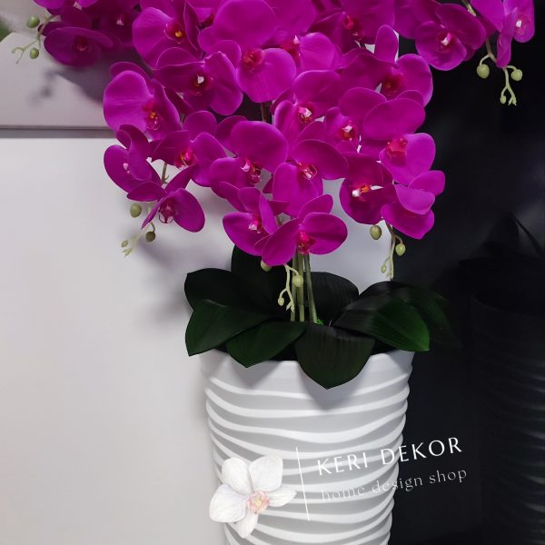 Fehér vízhullámos kaspó 5 ágú pink real touch orchideával kb 110cm