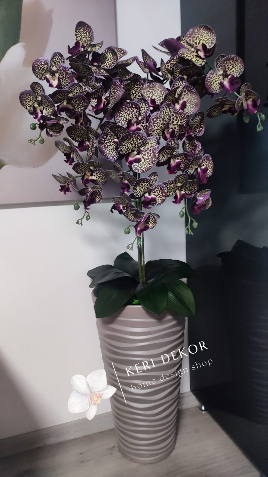 Gondozásmentes orchidea real touch real touch orchidea művirág műorchidea handmade flowers dekor homedekor homedecor lakberendezés otthondekor dekoráció ajándék buxus asztaldísz kopogtató ajtódísz ünnep karácsony húsvét anyáknapja születésnap névnap Keridekor