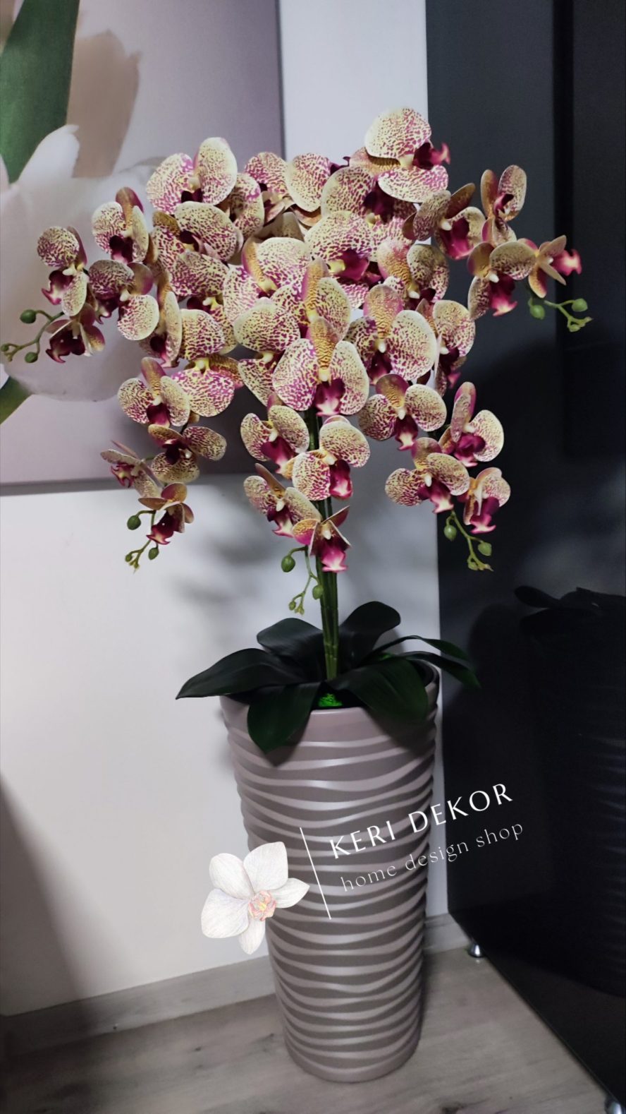 Gondozásmentes orchidea real touch real touch orchidea művirág műorchidea handmade flowers dekor homedekor homedecor lakberendezés otthondekor dekoráció ajándék buxus asztaldísz kopogtató ajtódísz ünnep karácsony húsvét anyáknapja születésnap névnap Keridekor